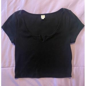 V neck top